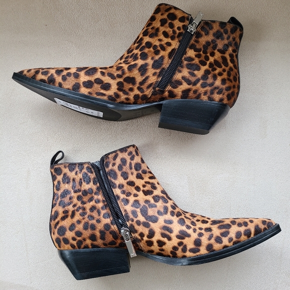 NWOT Marc Fisher LTD Obrra Boots - Picture 2 of 5